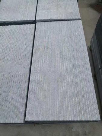 拉丝面青石板，青石机刨纹板材，山东嘉祥青石拉丝面石材厂家