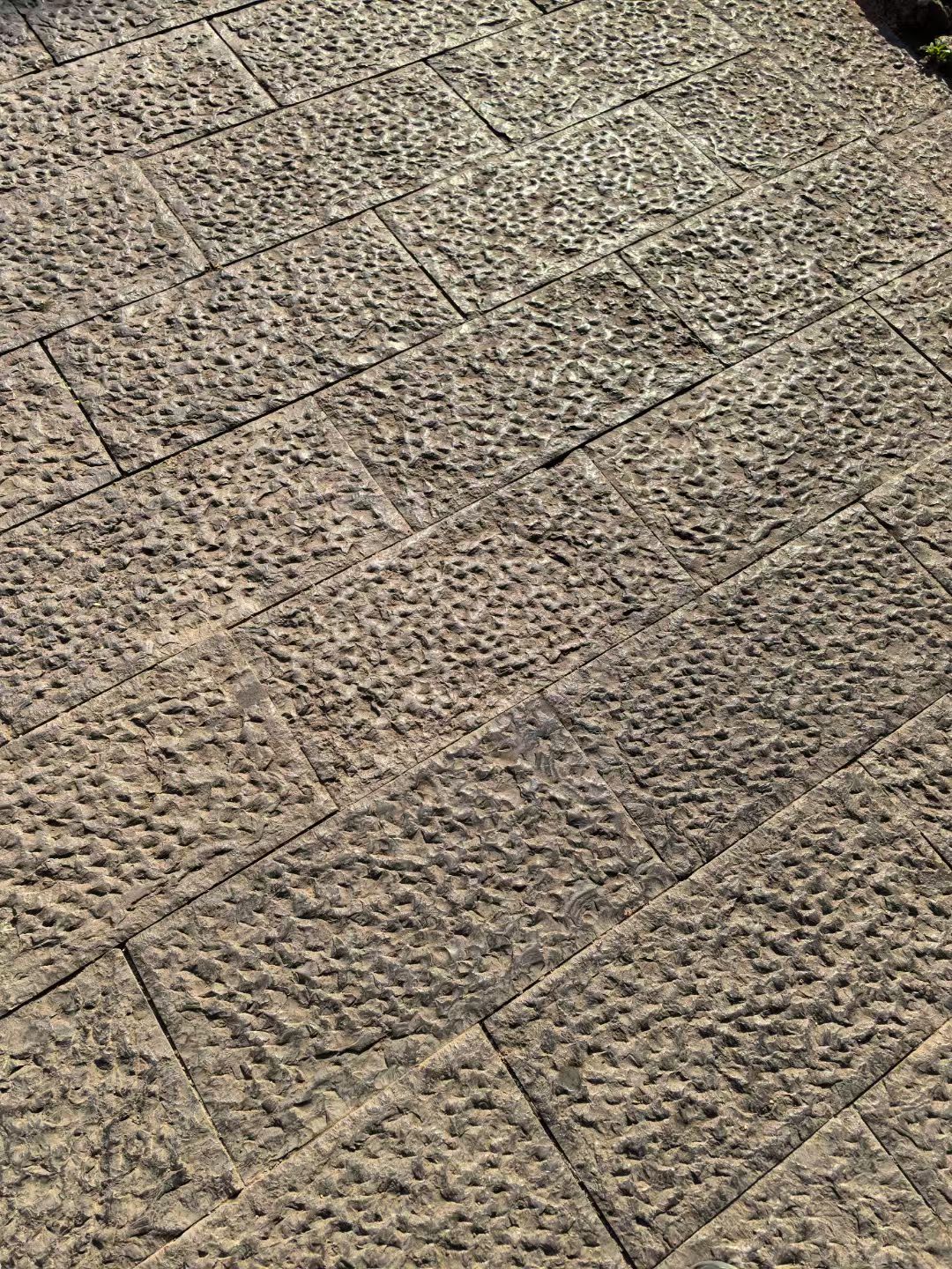 微信图片_20251228120332_461_1.jpg